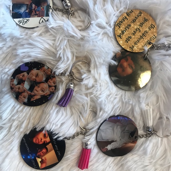 Custom Keychains - Picture 6 of 7